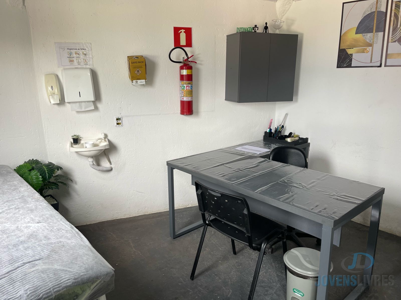 TRATAMENTO PARA DEPENDÊNCIA QUÍMICA E ALCOÓLICA